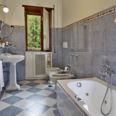 Family شقة روما